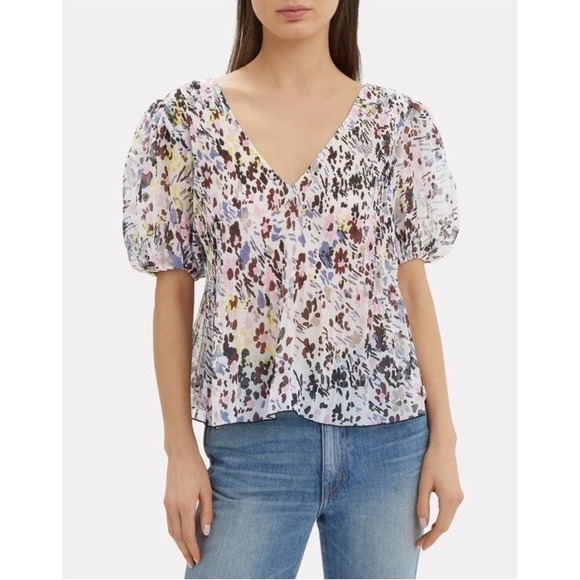 GANNI Egret Pleated Georgette Pleated V-Neck‎ Blouse Size 34 (US Size 2/XS) - Picture 1 of 6